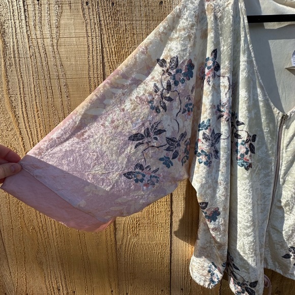 Maurices floral zip up kimono jacket - Picture 3 of 8